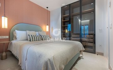 Property slide 32