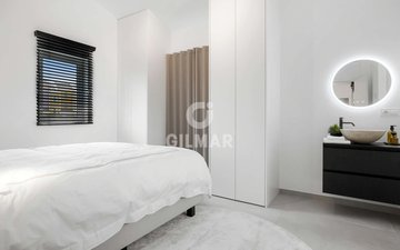 Property slide 39