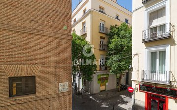 Property slide 22