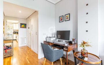 Property slide 10