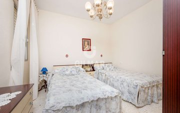 Property slide 21
