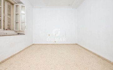 Property slide 16