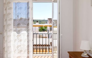 Property slide 24