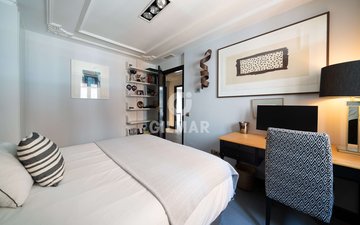 Property slide 32