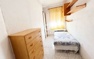 Property slide 16