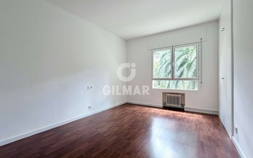 Property slide 48
