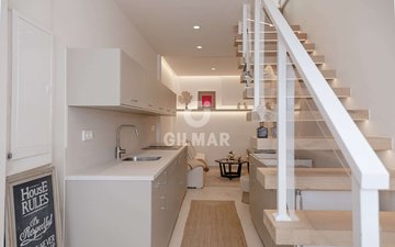Property slide 10