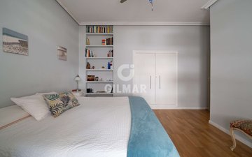 Property slide 40