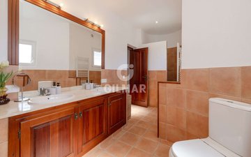 Property slide 24