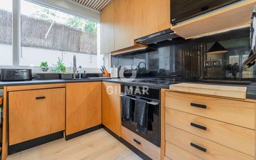 Property slide 18