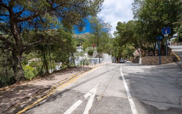 Property slide 14