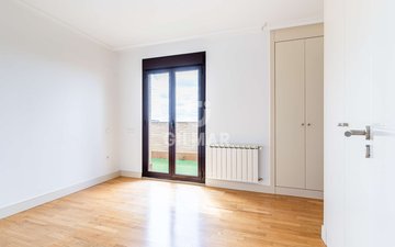 Property slide 25