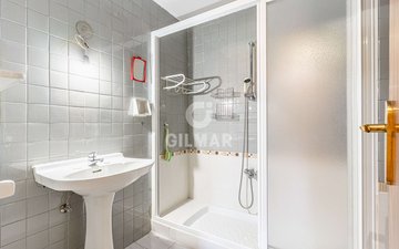Property slide 22