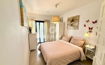 Property slide 21