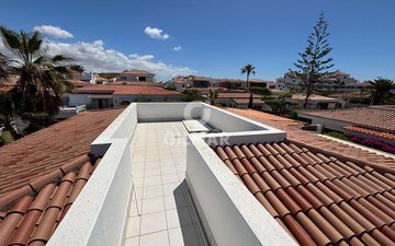Property slide 35