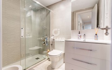 Property slide 21