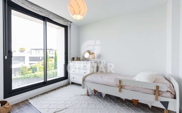 Property slide 41