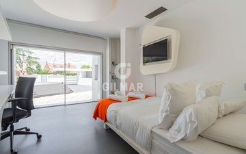 Property slide 35