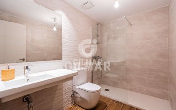 Property slide 15