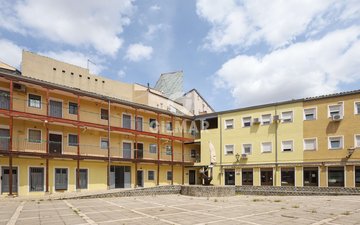 Property slide 51
