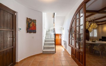 Property slide 15