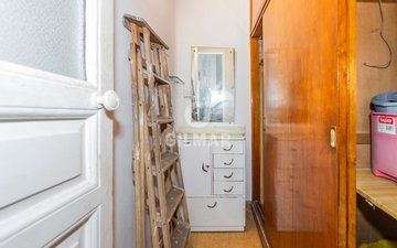 Property slide 17