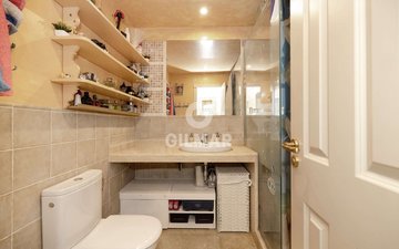 Property slide 21