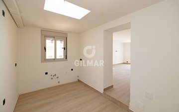 Property slide 32
