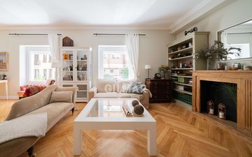 Property slide 10
