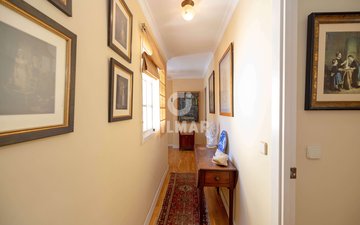 Property slide 40