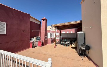 Property slide 32
