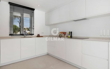 Property slide 48