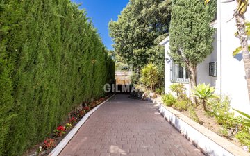 Property slide 47