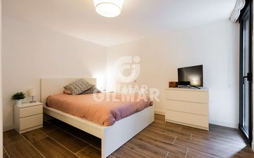 Property slide 16