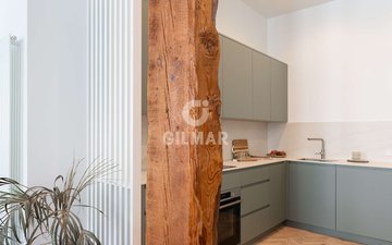 Property slide 21