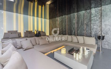 Property slide 18