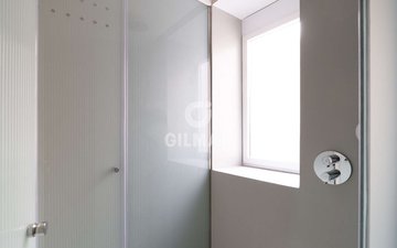 Property slide 44