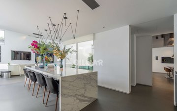 Property slide 27
