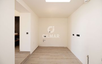 Property slide 33