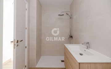 Property slide 31