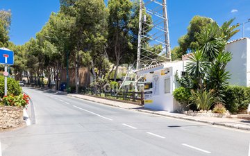 Property slide 26