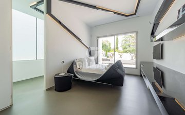 Property slide 34