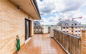 Property slide 40