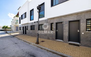 Property slide 48