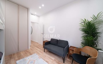 Property slide 32