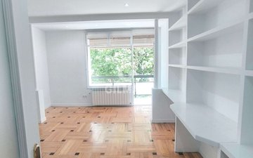 Property slide 18