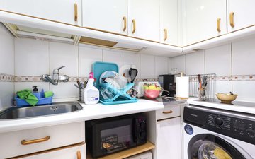 Property slide 10