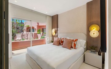 Property slide 10