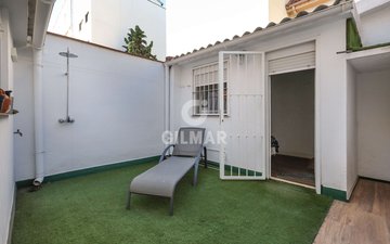 Property slide 20