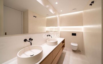 Property slide 39